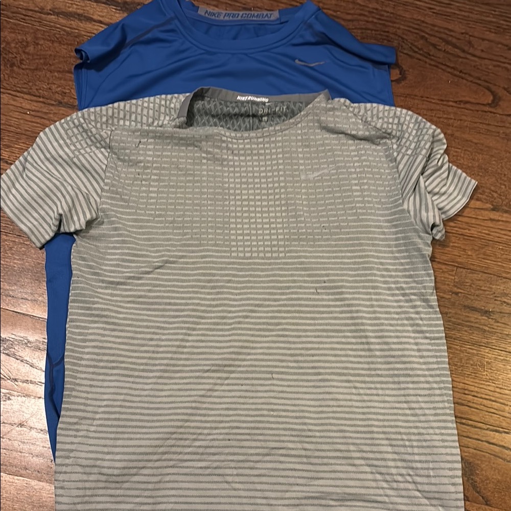 Nike Men's Blue and Gray Shirts